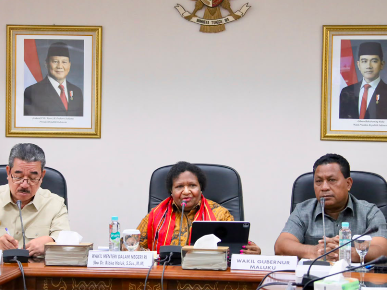 Viral: Percepat Pertumbuhan Ekonomi, Wamendagri Ribka Dorong Pemda Maluku Optimalkan Potensi Maritim