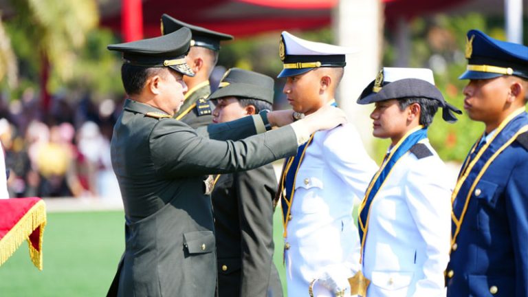Lengkap: Panglima TNI Lantik 734 Perwira Prajurit Karier TNI TA 2026